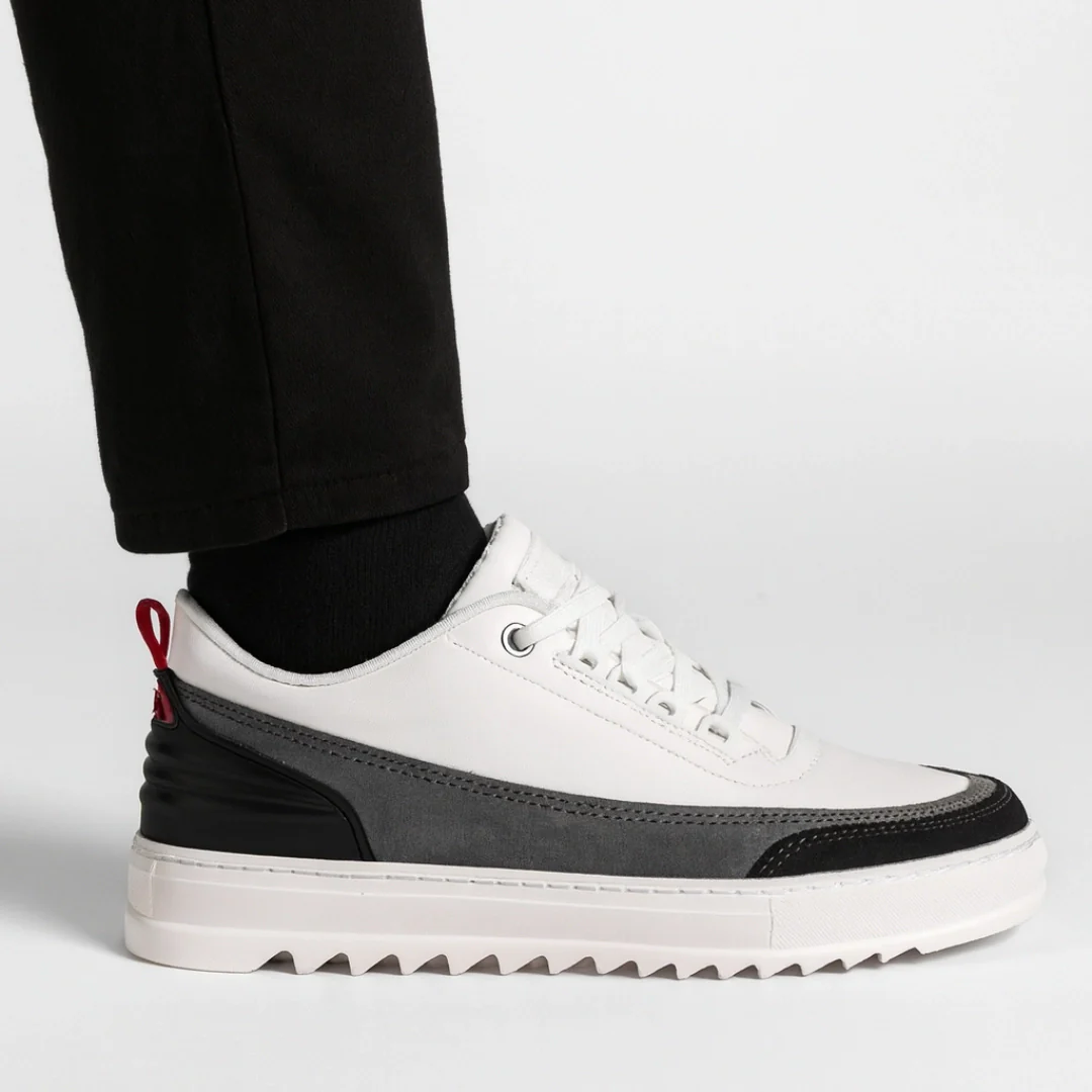 Zapato con elevación oculta®