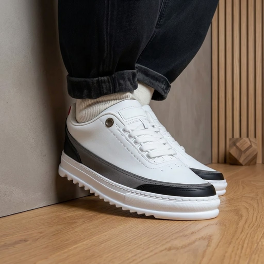 Zapato con elevación oculta®
